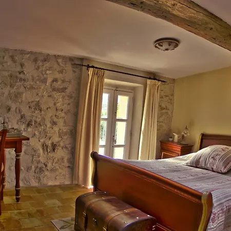 L'abri Du Poète Couette-café Besse-sur-Issole