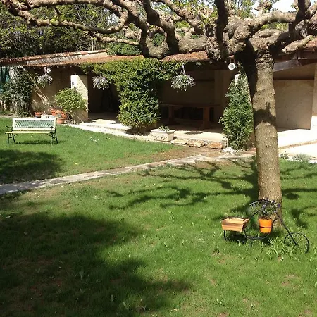 L'abri Du Poète