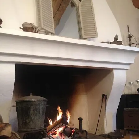 Couette-café L'abri Du Poète Besse-sur-Issole