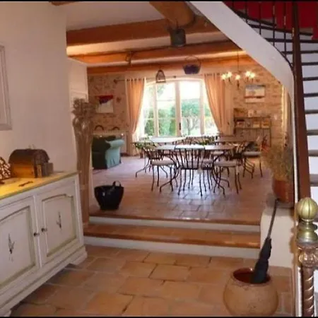 L'abri Du Poète Couette-café Besse-sur-Issole